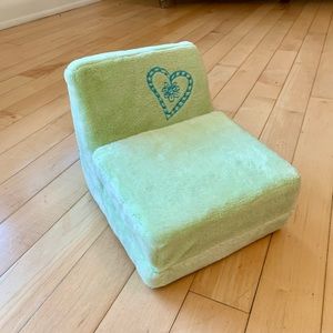 American Girl foldout chair for dolls